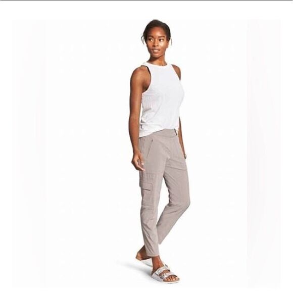 EXCELLENT CONDITION WOMEN’S SIZE 8 ATHLETA TAUPE CHELSEA CARGO PANTS - Picture 1 of 11
